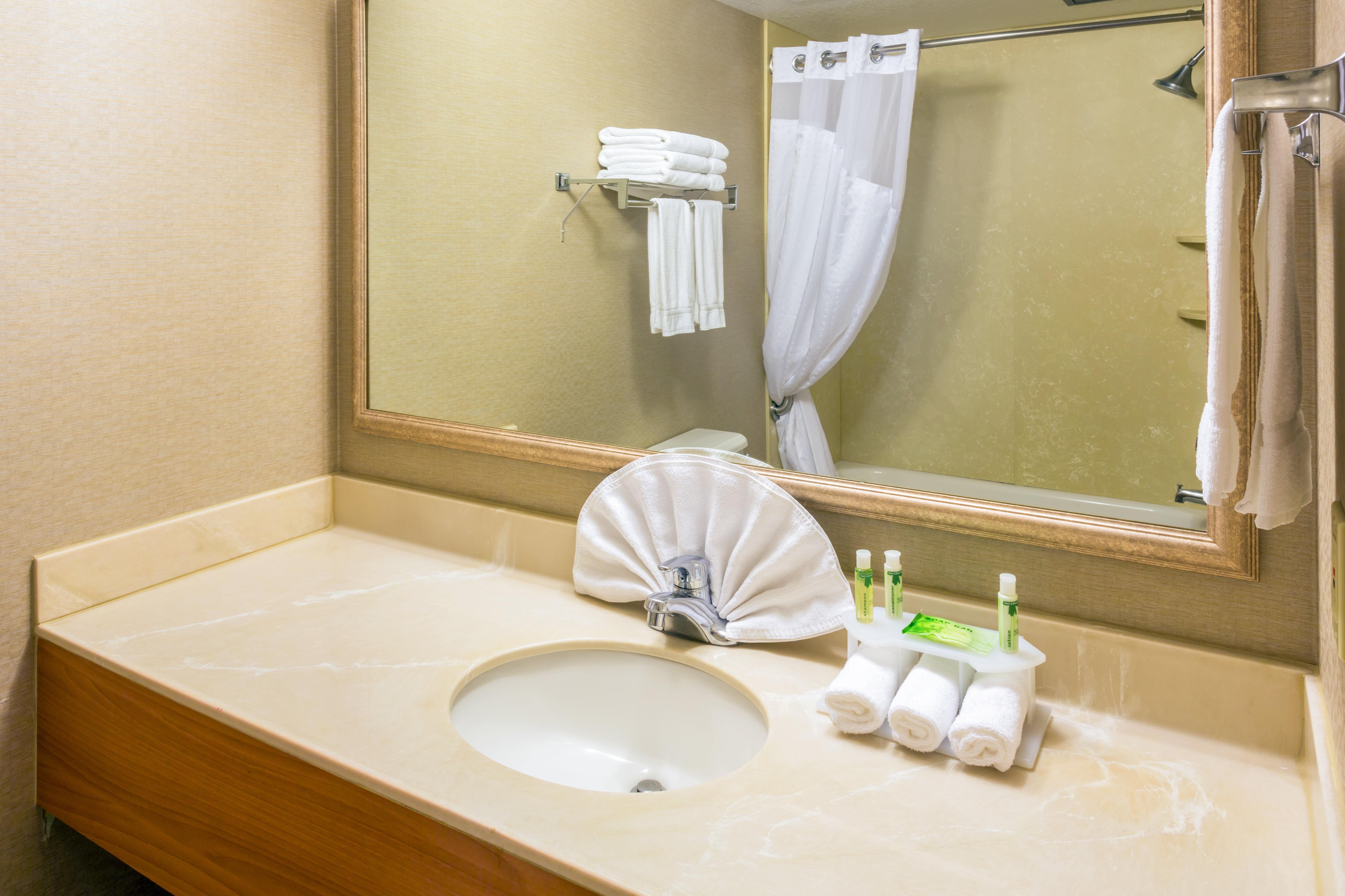 Holiday Inn Express Roseburg By Ihg Ngoại thất bức ảnh