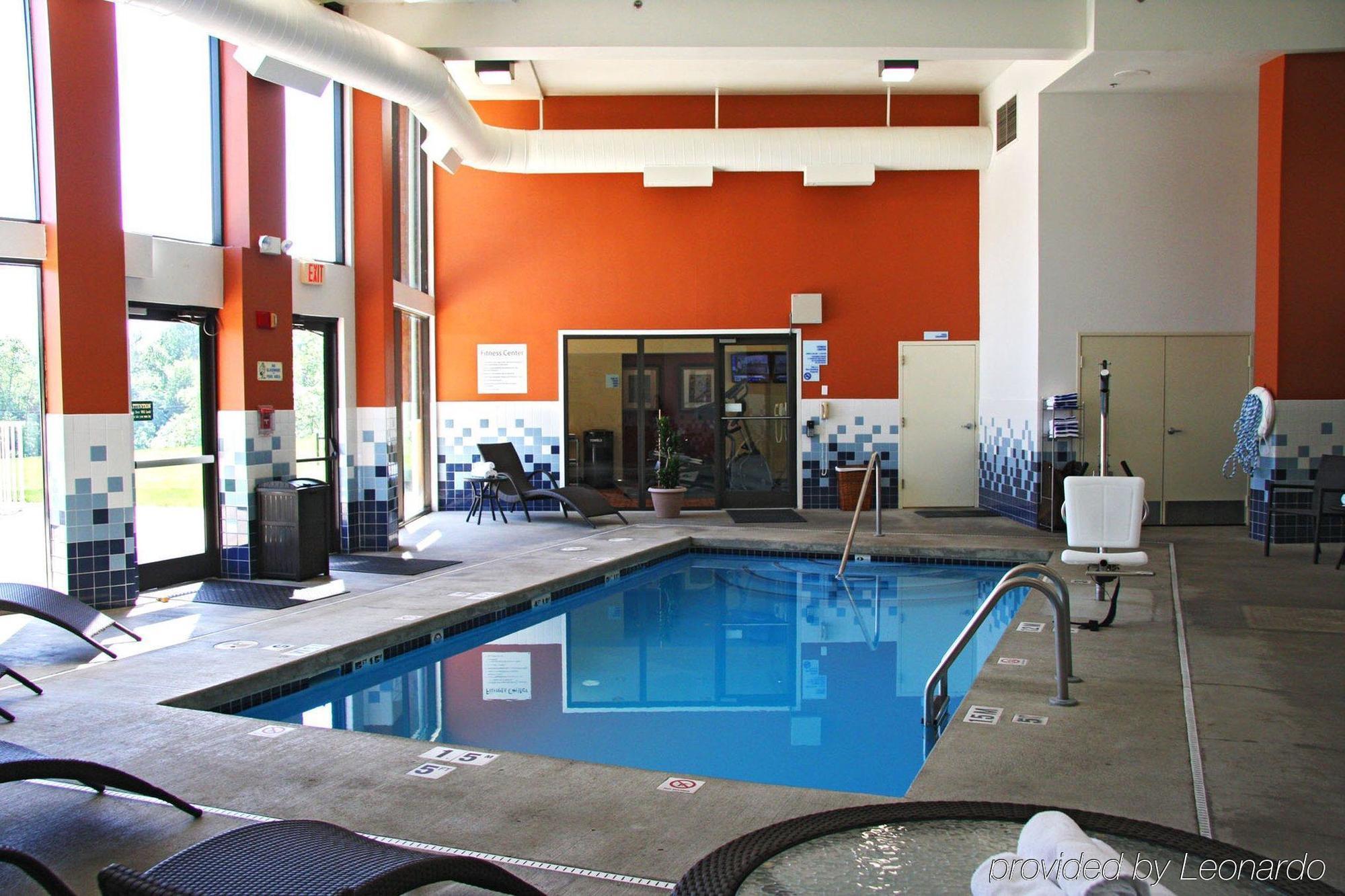 Holiday Inn Express Roseburg By Ihg Ngoại thất bức ảnh